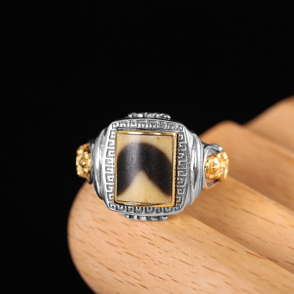 Cincin perak akik dzi Tibet yang boleh menangkis roh jahat dan menghapuskan bencana.
